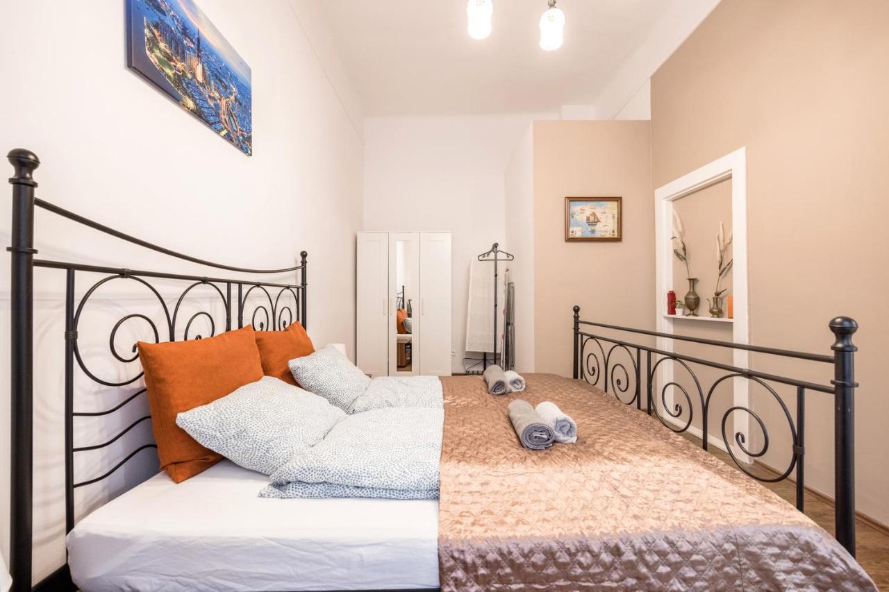 Downtown Tranquility Apartment Будапеща Екстериор снимка